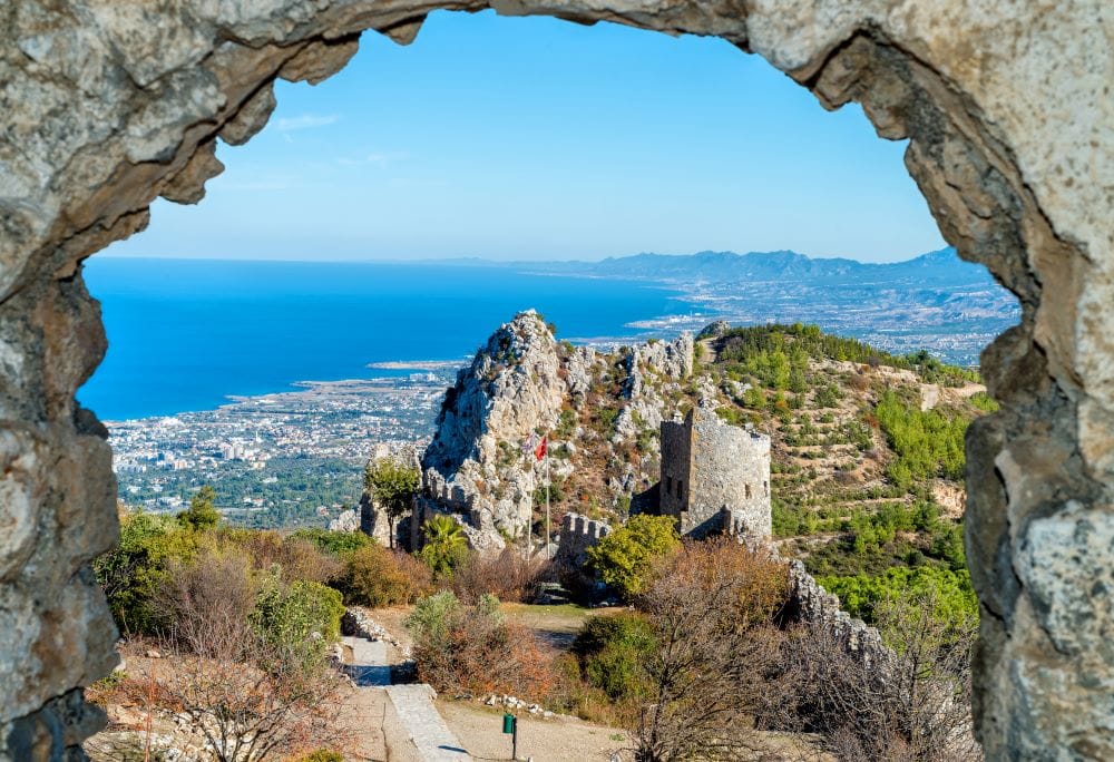 best places to live for english speakers