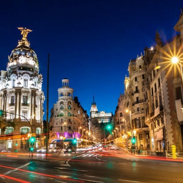 how to move to spain from