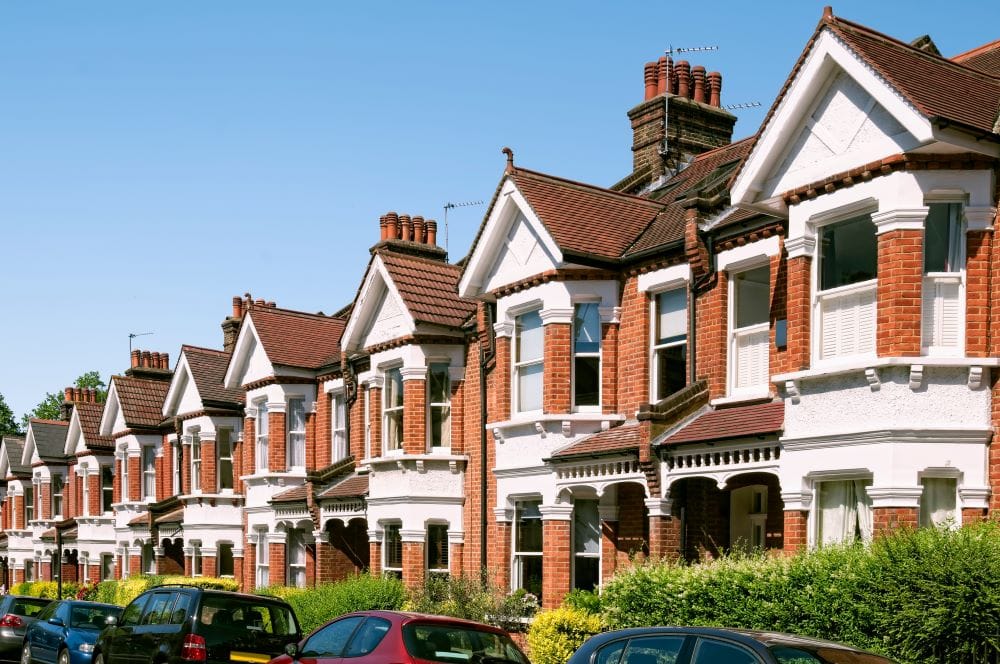 what are the key considerations when investing in commercial properties compared to residential properties in the uk