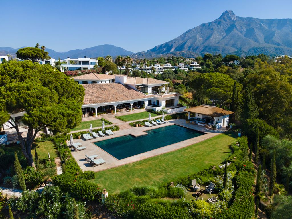 Exquisite Residence In Marbella