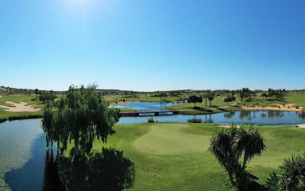villas for sale in vistabella golf resort alicante