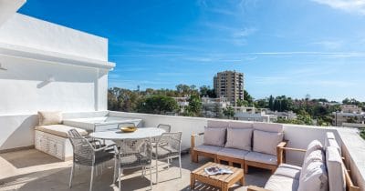 Stylish Villa For Sale In Aloha Gardens