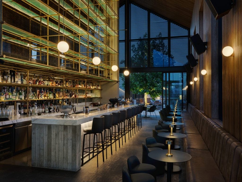 bar m 1024x768.jpg