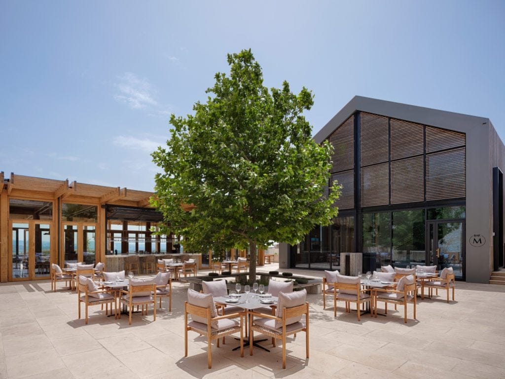the plateia 1024x768.jpg