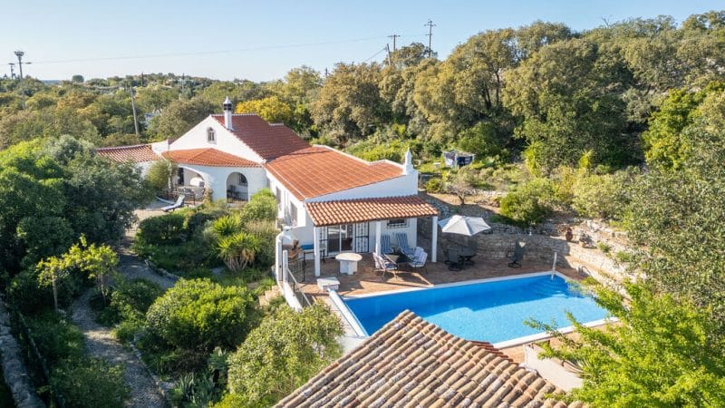 Peaceful Villa With Annex In Corotelo Peaceful Villa With Annex In Corotelo