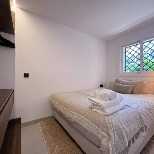 nueva andalucia apartment esmara394 26