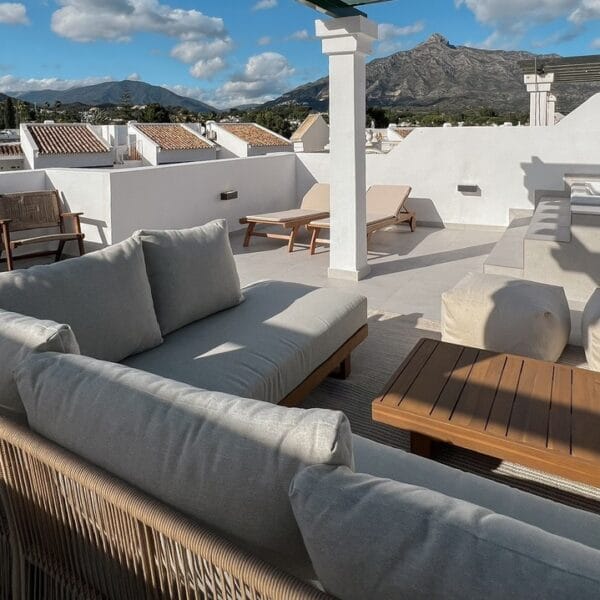 nueva andalucia apartment esmara394 4