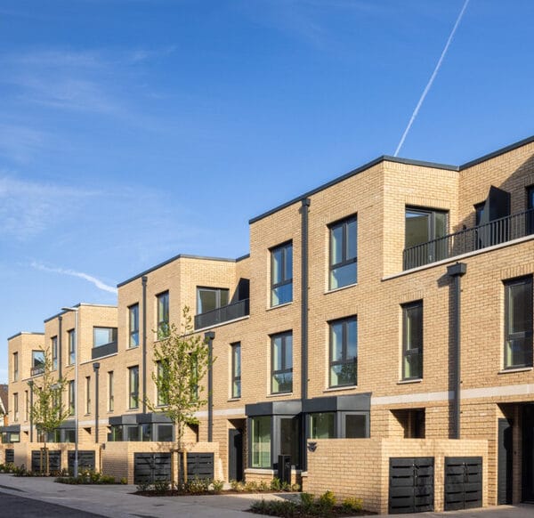 twickenham townhouses uktwiv314 1