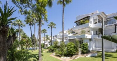 Prime Location Apartment In Puerto Banus